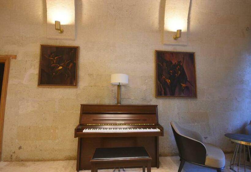 هتل Sedirli Konak