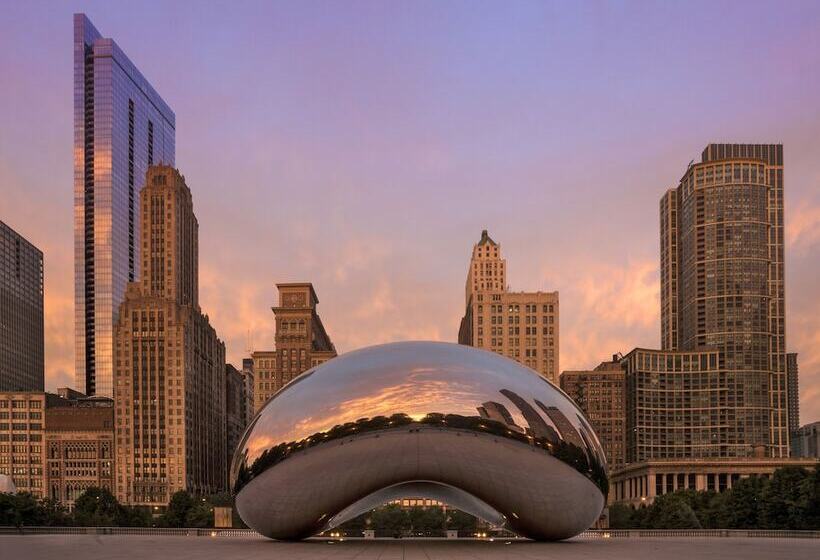 هتل The Lasalle Chicago, Autograph Collection