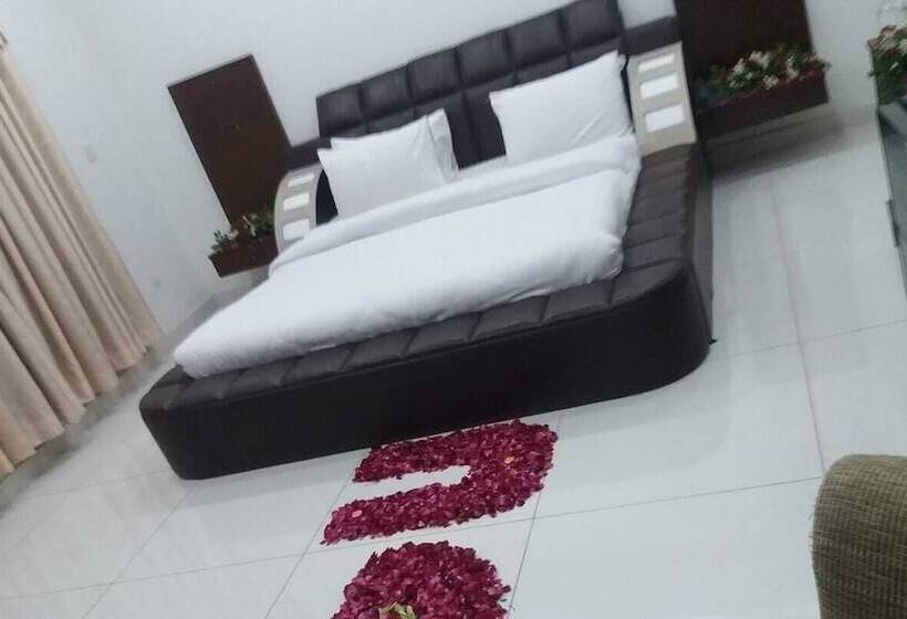 هتل Usmania Restaurant And Civic