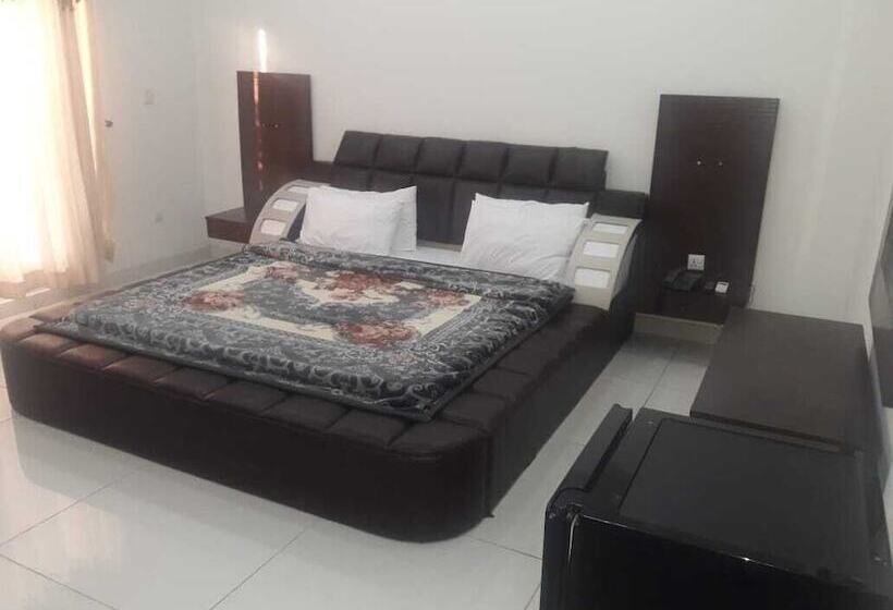 هتل Usmania Restaurant And Civic