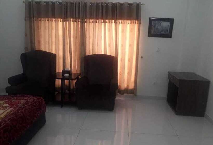 هتل Usmania Restaurant And Civic