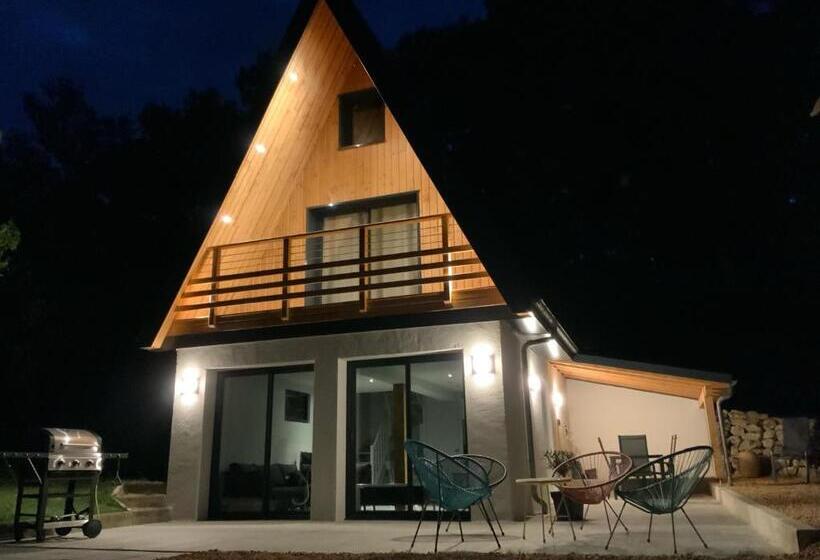 Le Chalet De La Mûre