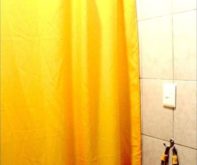 פנסיון Room In Guest Room Private Room With King Size Bed