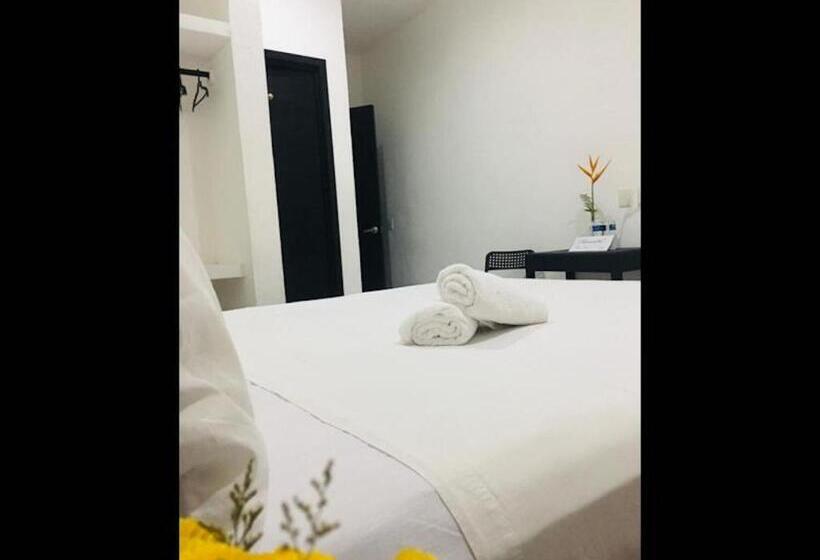 פנסיון Room In Guest Room Private Room With King Size Bed