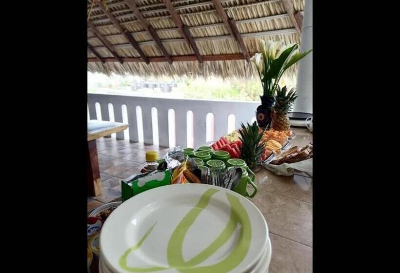 פנסיון Room In Guest Room Private Room With King Size Bed