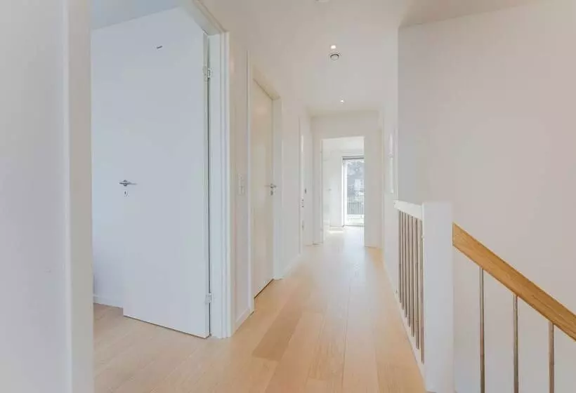 Sea & City View   Luxurious   Hiking