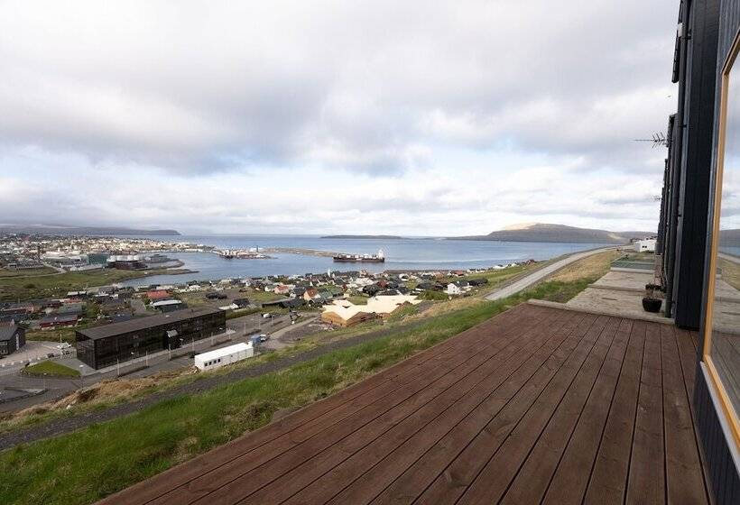 Sea & City View   Luxurious   Hiking