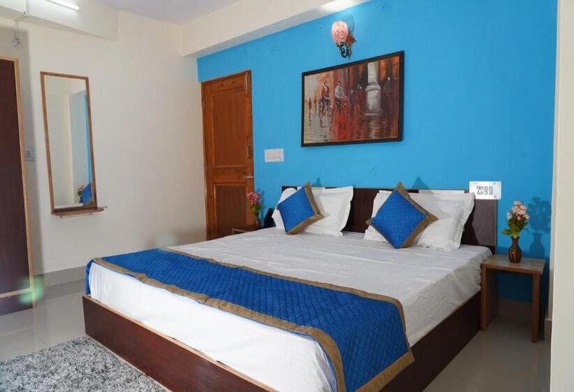 مبيت وإفطار Shimla Pines Homestay