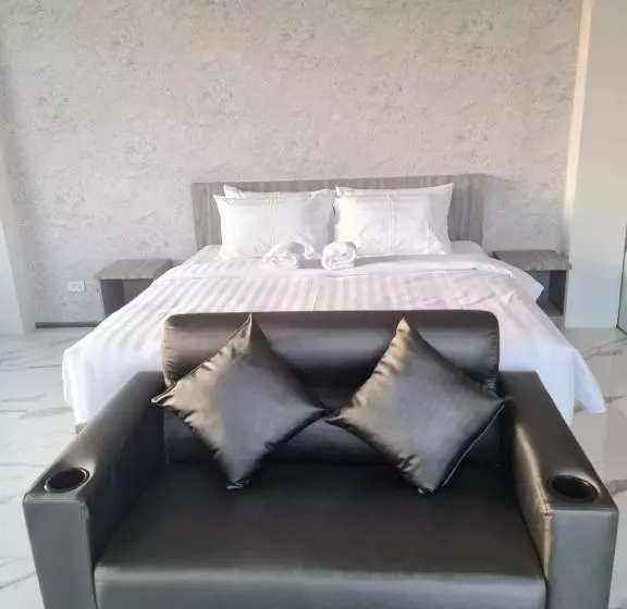 Hotelli 88 ลิฟวิ่ง โฮเทล ปากช่อง