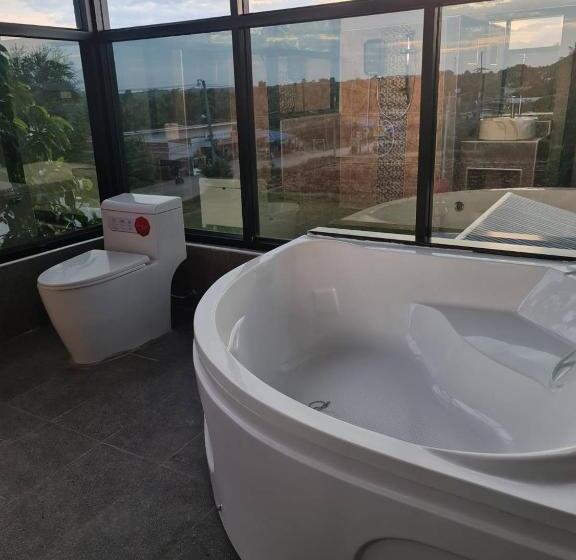 בית מלון כפרי 88 ลิฟวิ่ง โฮเทล ปากช่อง