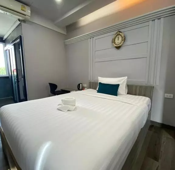 Hotelli 88 ลิฟวิ่ง โฮเทล ปากช่อง