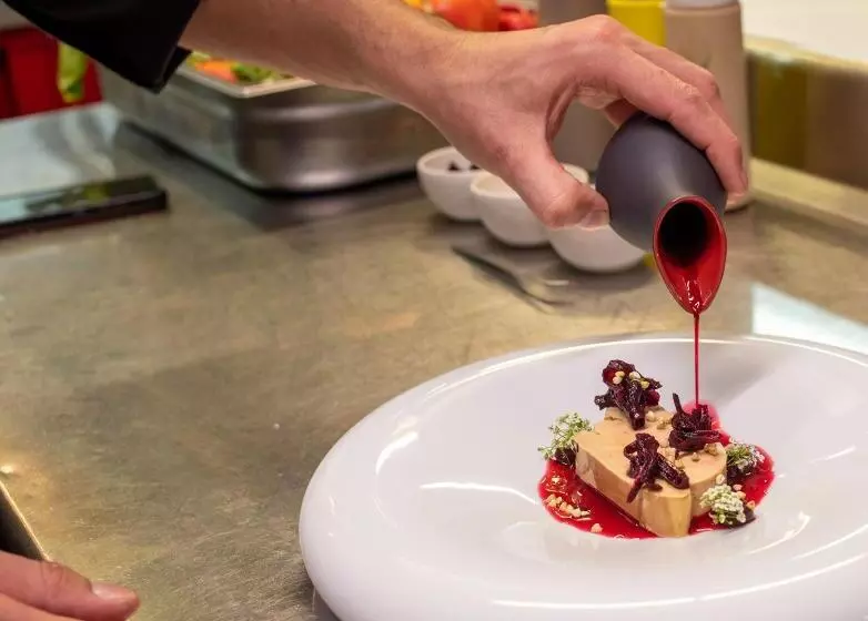 ホテル Logis Hôtel De France