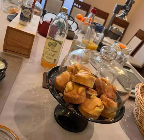 ホテル Logis Hôtel De France