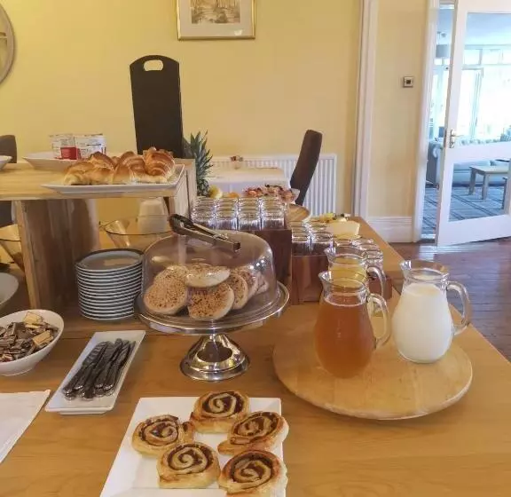 Hotelli Newton House