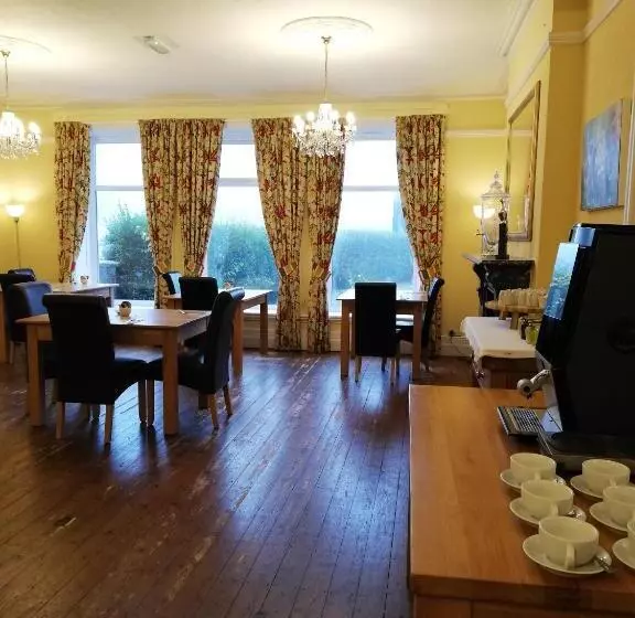 Hotelli Newton House