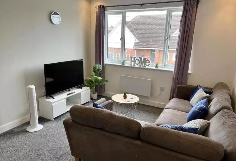 Modern Serviced Apartment   Near City Centre