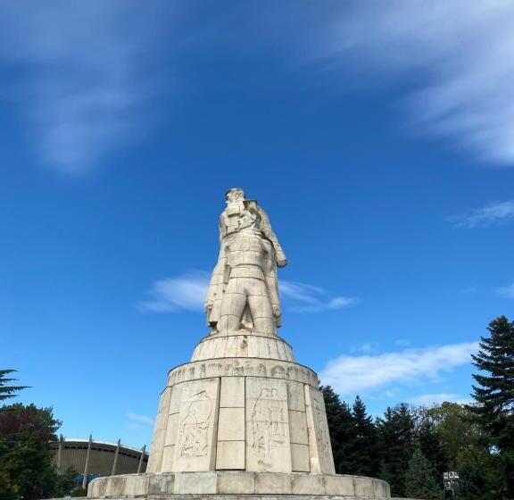 پانسیون еника