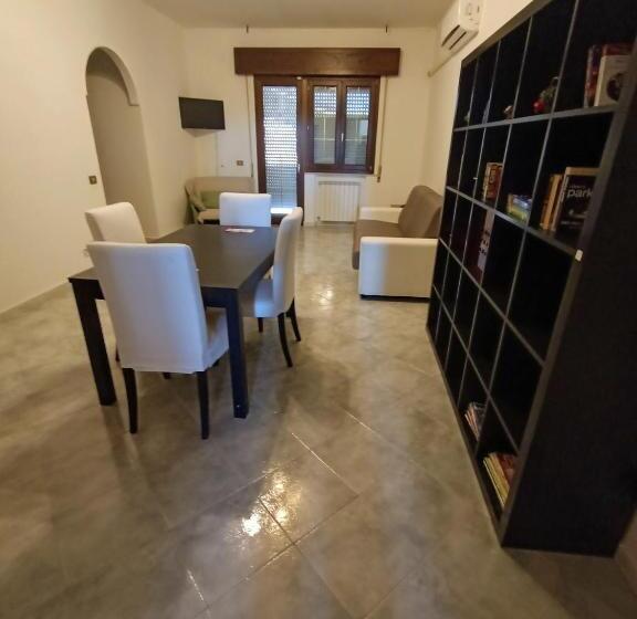 Modular King Suite Intera Suite 9 Posti Letto O Singole Camere Da 2 E 4 Posti Letto