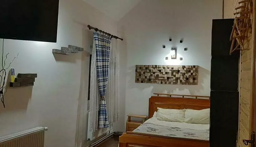 Retkeilymaja готель колиба колорит