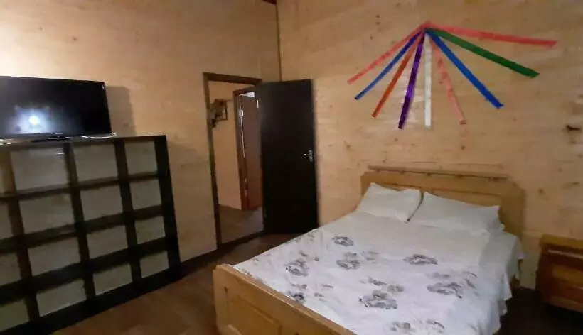 Retkeilymaja готель колиба колорит