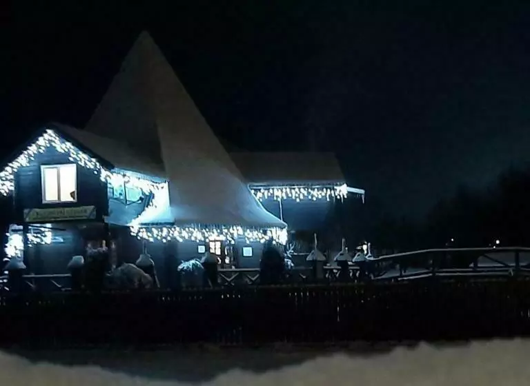 Retkeilymaja готель колиба колорит