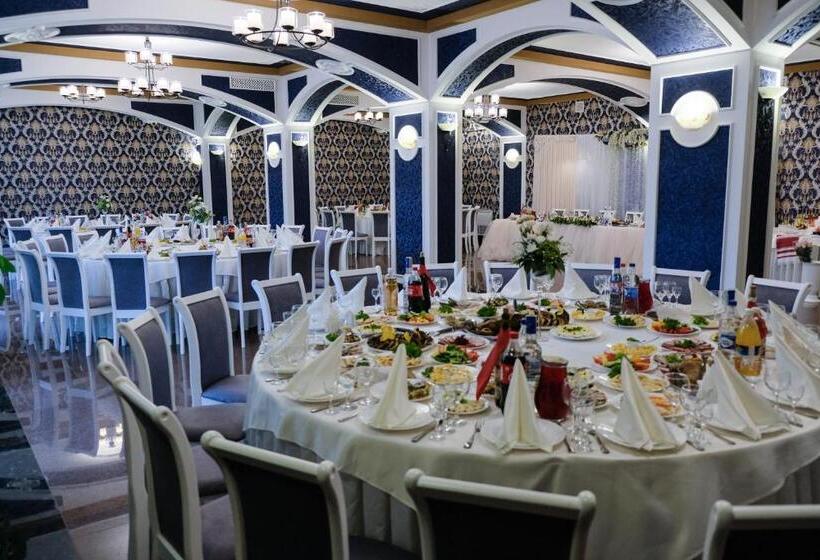 Otel оздоровчий комплекс гайки заїзд провулок сухий яр 12