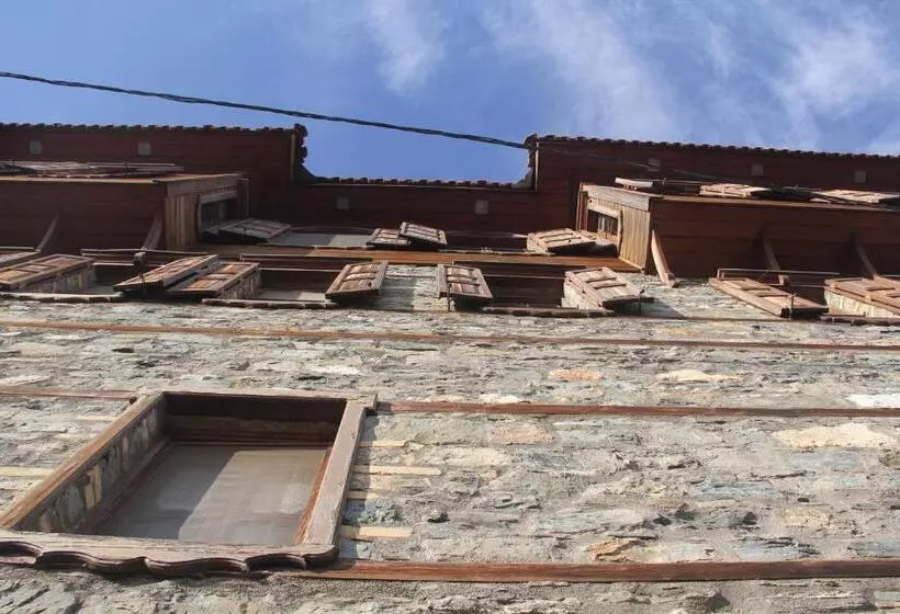 Hotelli Altın çeşmeli Konak