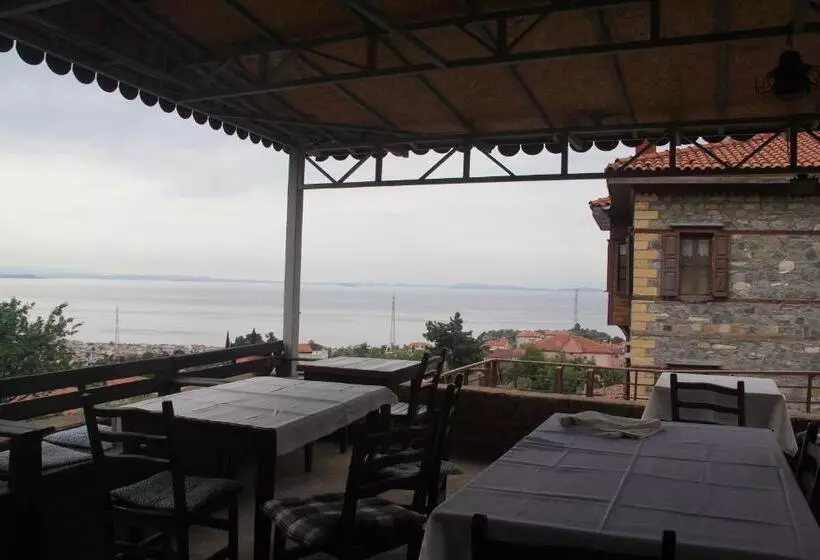 Hotelli Altın çeşmeli Konak