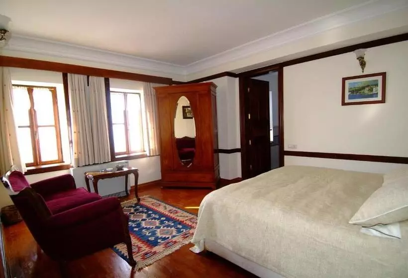 Hotelli Altın çeşmeli Konak