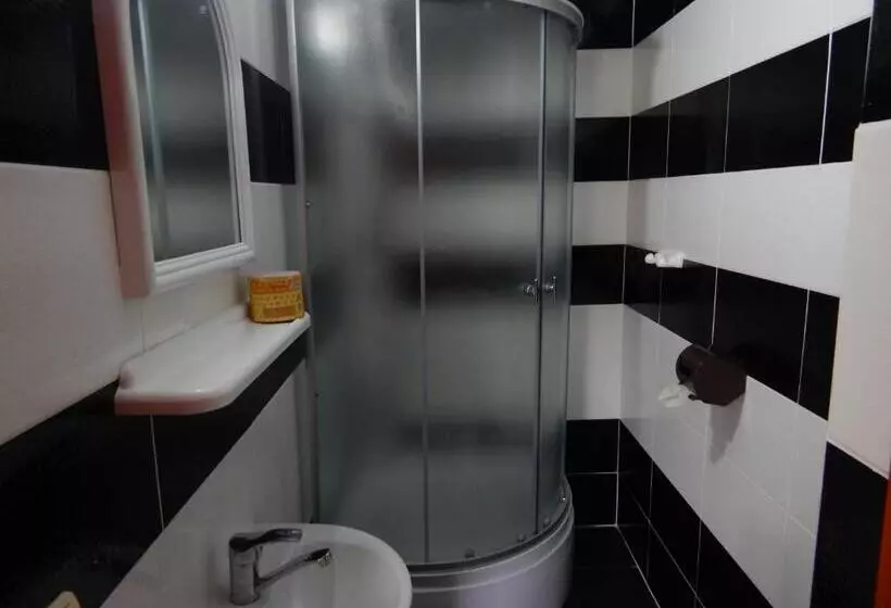 Majatalo відпочинок у євгена та оксани