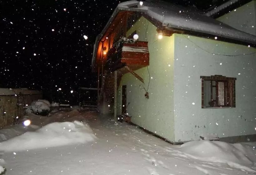 Majatalo відпочинок у євгена та оксани