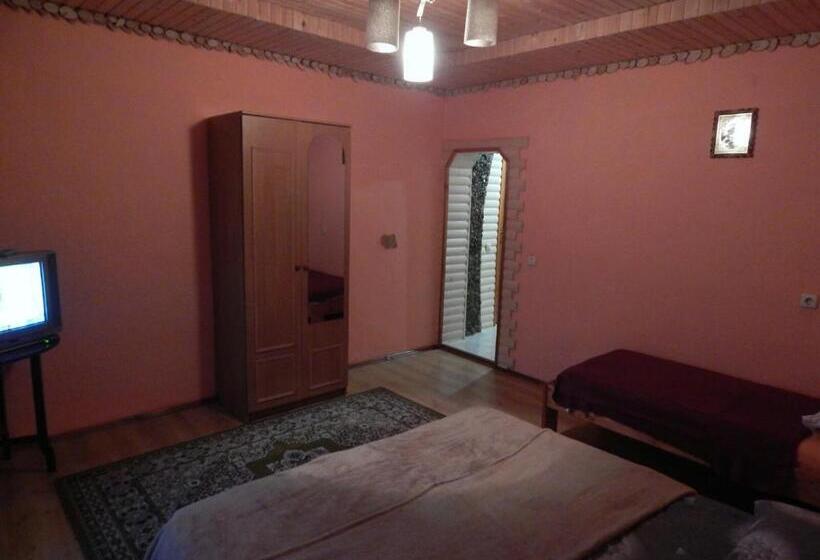 Пансион відпочинок у євгена та оксани