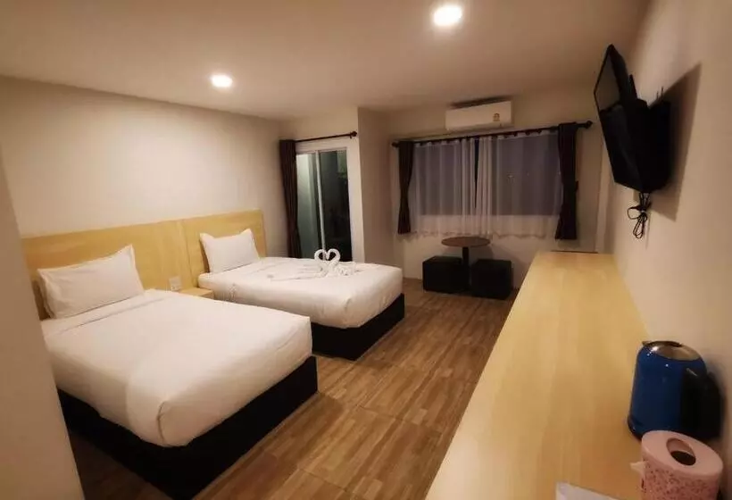 The Charlotte Smart Hotel Lopburi