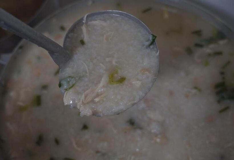 The Charlotte Smart Hotel Lopburi