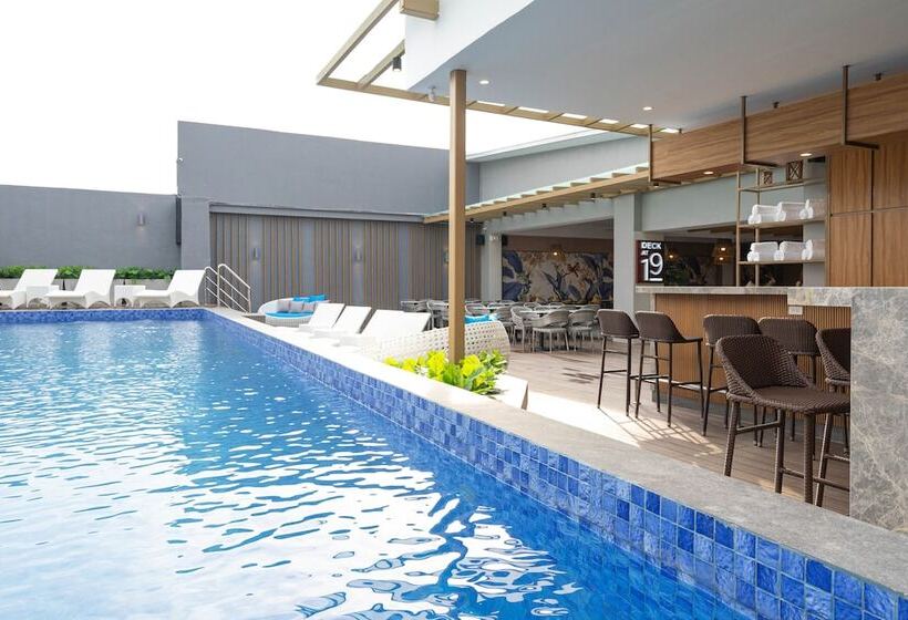 Bayfront Hotel Cebu Capitol Site