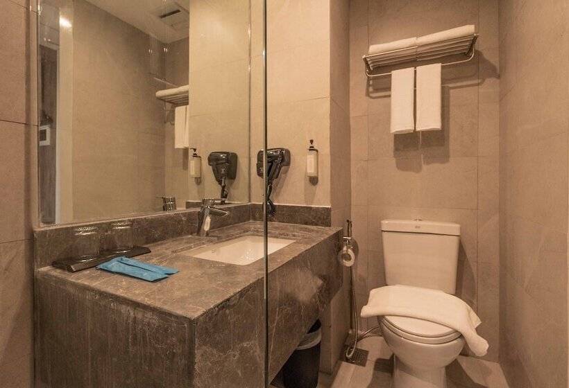 Bayfront Hotel Cebu Capitol Site