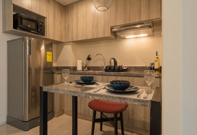 Bayfront Hotel Cebu Capitol Site