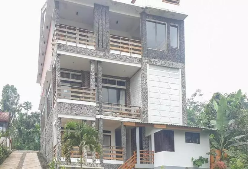 Hotelli Defada Village Bromo At Desa Wisata Bromo Mitra Reddoorz