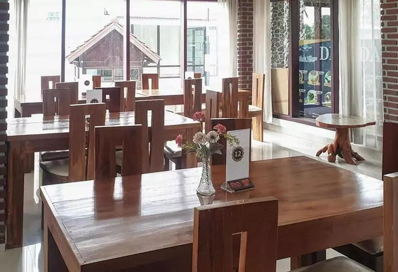 Hotelli Defada Village Bromo At Desa Wisata Bromo Mitra Reddoorz