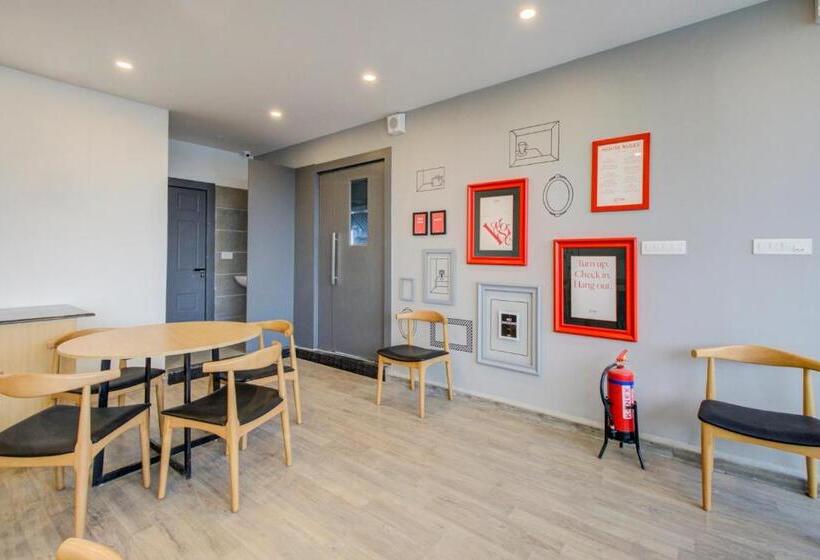 فندق Super Townhouse Q Rooms Btm Layout Near Gopalan Innovation Mall