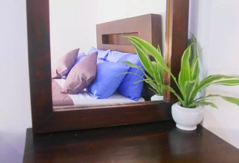 Hotelli Punsisi Resort   Adam S Peak