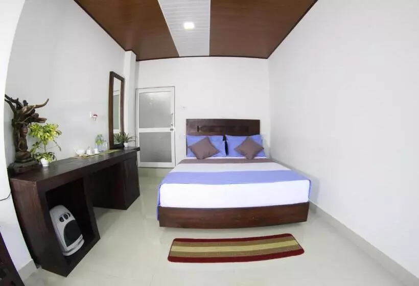 Hotelli Punsisi Resort   Adam S Peak