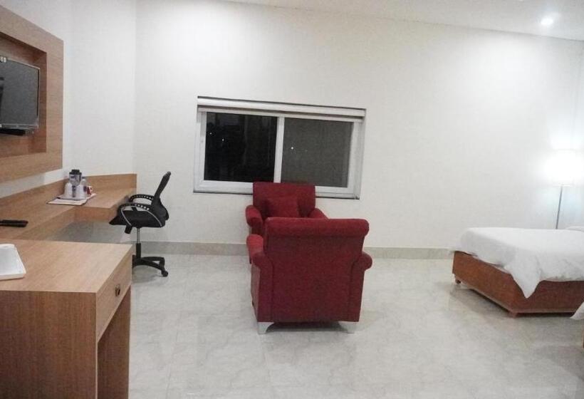 هتل The Rajgir Residency