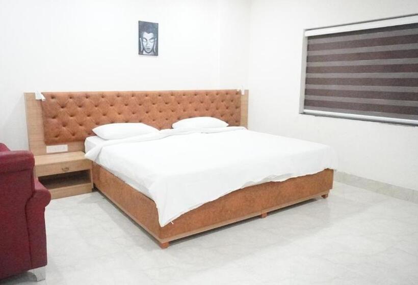 هتل The Rajgir Residency