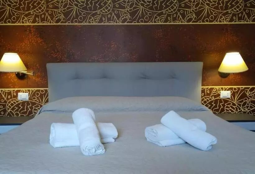 پانسیون Cconforthotels R&b Central Rooms   Self Check In