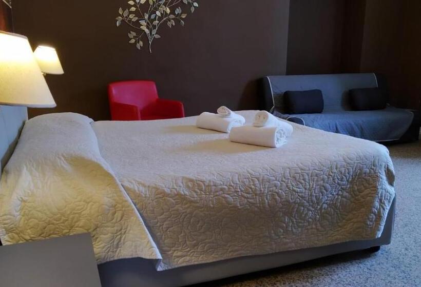 پانسیون Cconforthotels R&b Central Rooms   Self Check In