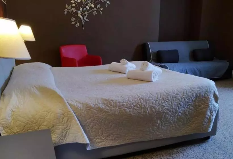 پانسیون Cconforthotels R&b Central Rooms   Self Check In