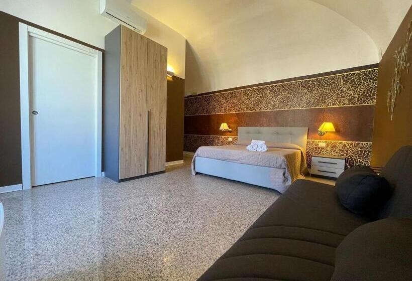 پانسیون Cconforthotels R&b Central Rooms   Self Check In