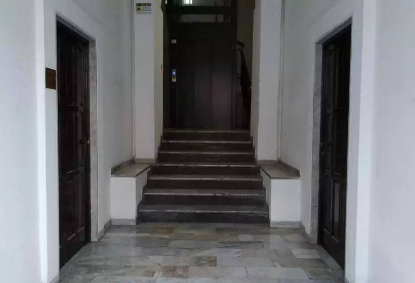 پانسیون Cconforthotels R&b Central Rooms   Self Check In
