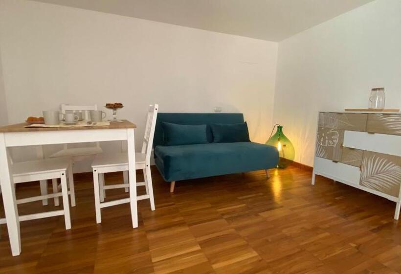 تختخواب و صبحانه A Regola D'arte Dimora